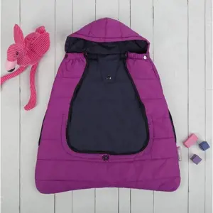 Produkt CuddleCo Comfy-Cape autosedačky nosič 3v1 25x12cm černý fuchsiový