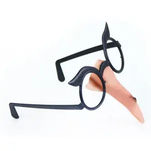 Produkt nos čarodějnický s brýlemi/hall