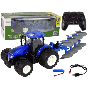 RC traktor 1:24 s pluhem modrý