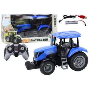 RC traktor modrý