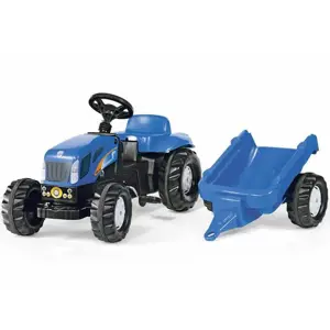 Šlapací traktor New Holland TVT190 s vlečkou