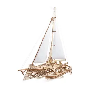 Produkt Ugears 3D mechanické puzzle Loď Trimaran Merihobus 237 ks