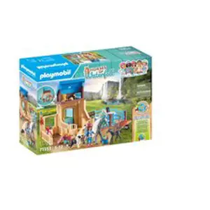 Playmobil 71353 Amelia & Whisper s boxem pro koně